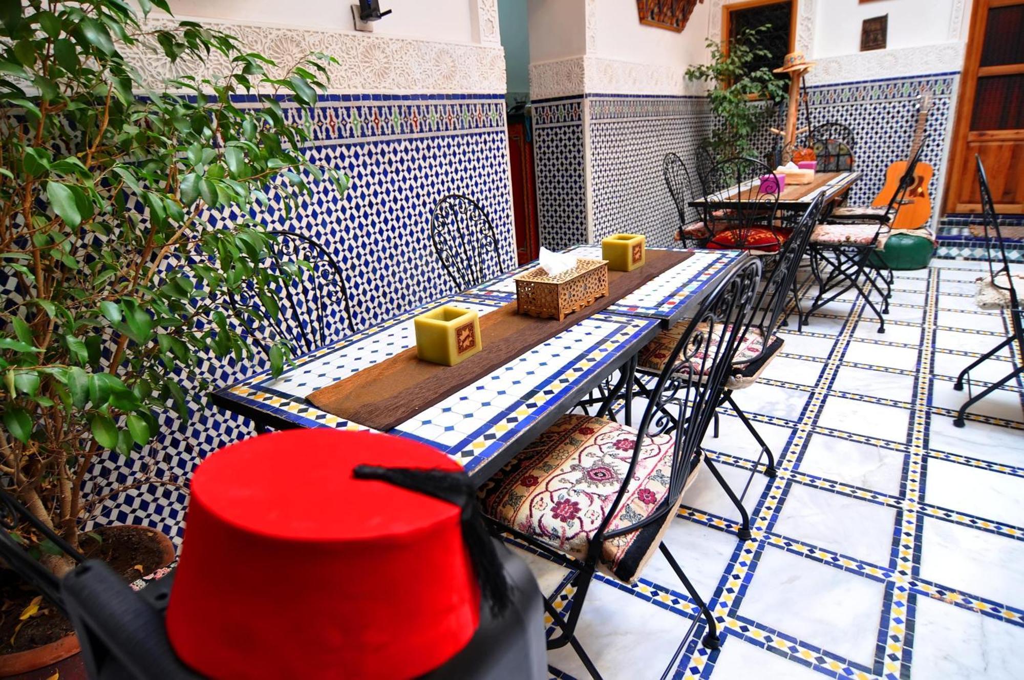 Riad Tafoukt פס מראה חיצוני תמונה